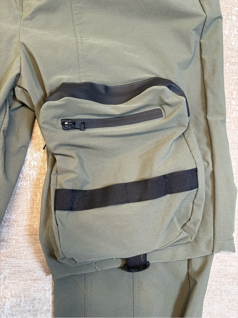 American Stitch Nylon Cargo Pants Olive Green Medium NWT Techwear Gorpcore